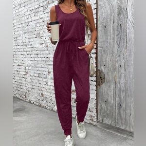 🌴 Women's Burgundy Jumpsuit
